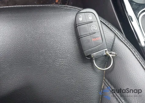 2018 Jeep Compass Altitude 4X4 z USA, uszkodzony, nr VIN 3C4NJDBB9JT456446